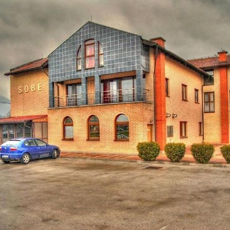 Motel Bella Italia Ilidža Bagian luar foto