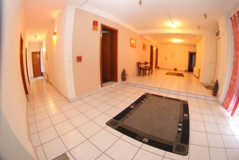 Motel Bella Italia Ilidža Bagian luar foto