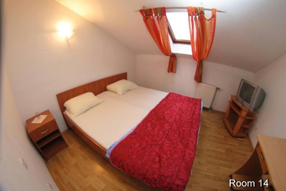 Motel Bella Italia Ilidža Bagian luar foto