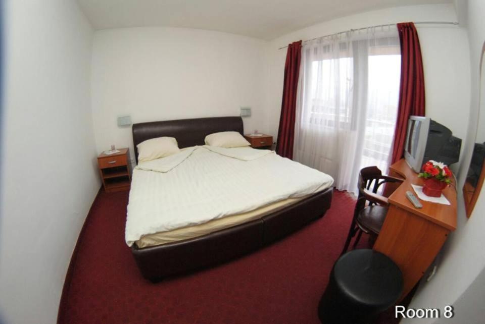 Motel Bella Italia Ilidža Bagian luar foto