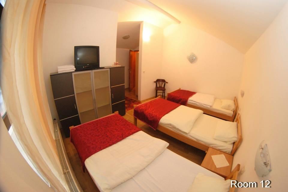 Motel Bella Italia Ilidža Bagian luar foto