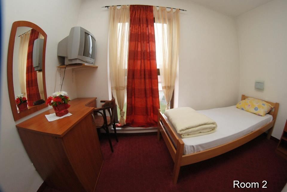 Motel Bella Italia Ilidža Bagian luar foto